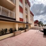 Exterior thumbnail 6